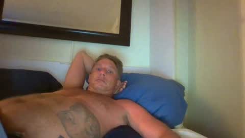 Snapshot of xxxelentdick chatting on 18, 7, 2026 deeeeznutz online show from 18, 7, 2026