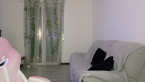 Snapshot of xxxhoneyxx chatting on 2, 7, 2026 Onlyfanz online show from 2, 7, 2026