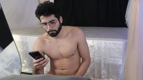 July and Fer online show from 27, 11, 2025