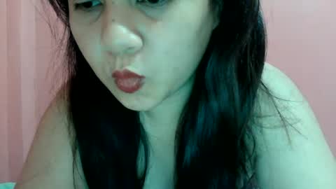 Snapshot of xxyummiee_69xx chatting on 5, 7, 2026 jane online show from 5, 7, 2026