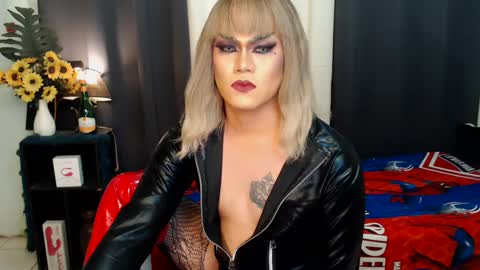 Snapshot of xyournightmarequeenx chatting on 20, 12, 2024 QueenMarina online show from 20, 12, 2024