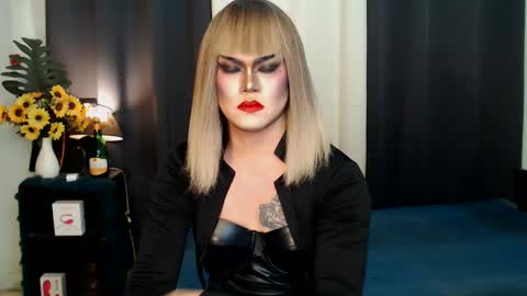 Snapshot of xyournightmarequeenx chatting on 10, 2, 2025 QueenMarina online show from 10, 2, 2025