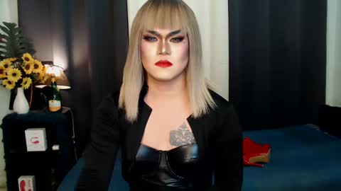 Snapshot of xyournightmarequeenx chatting on 19, 2, 2025 QueenMarina online show from 19, 2, 2025