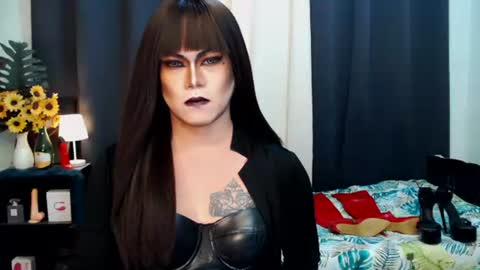 Snapshot of xyournightmarequeenx chatting on 28, 9, 2025 QueenMarina online show from 28, 9, 2025