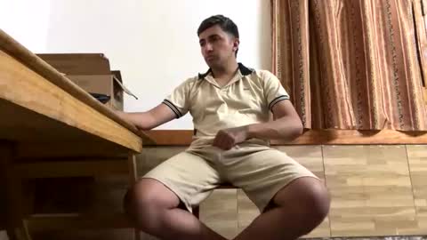 Snapshot of y0ungwithbrowndick chatting on 3, 3, 2026 BROWN DICK online show from 3, 3, 2026