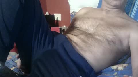 Snapshot of yahe2010 chatting on 21, 12, 2024 grillino online show from 21, 12, 2024