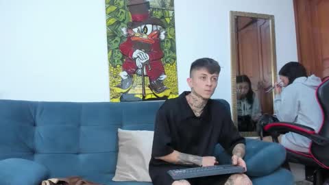 yake  elizabeth online show from 19, 5, 2026