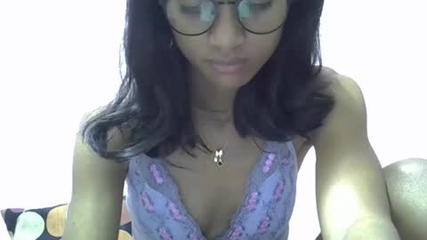 Snapshot of yalane chatting on 27, 4, 2026 yalane online show from 27, 4, 2026