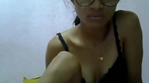 Snapshot of yalane chatting on 9, 5, 2026 yalane online show from 9, 5, 2026