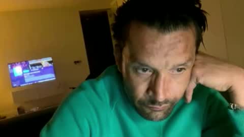 Snapshot of yallayalla1806 chatting on 17, 5, 2026 yallayalla1806 online show from 17, 5, 2026