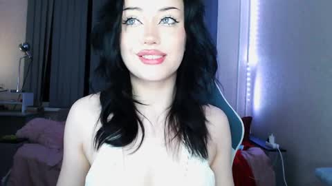 Yami online show from 4, 4, 2026