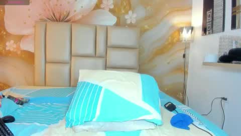 Naomi online show from 18, 12, 2025