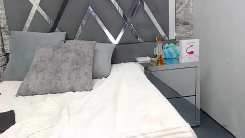 yanetrose online show from 15, 11, 2025