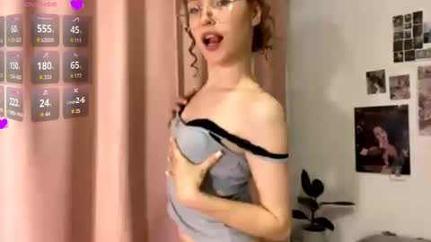 Snapshot of yaniraekberg chatting on 1, 12, 2025 Marry online show from 1, 12, 2025