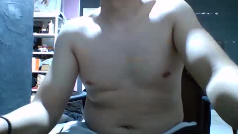 Snapshot of yankoloco92 chatting on 14, 4, 2026 yankoloco92 online show from 14, 4, 2026