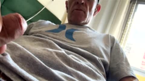 Snapshot of yannisv chatting on 1, 12, 2025 yannisv online show from 1, 12, 2025