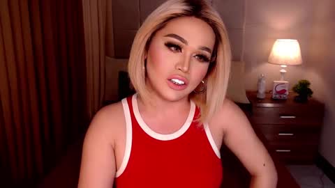 Snapshot of yanny_xoxo chatting on 4, 3, 2025 Allisonn online show from 4, 3, 2025