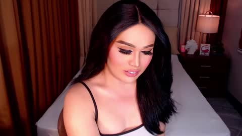 Snapshot of yanny_xoxo chatting on 12, 3, 2025 Allisonn online show from 12, 3, 2025