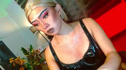 miss yasii online show from 12, 3, 2026