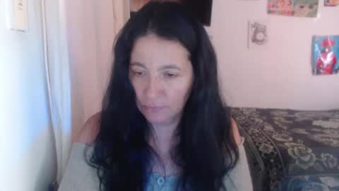 yasmin_love85 online show from 28, 1, 2025