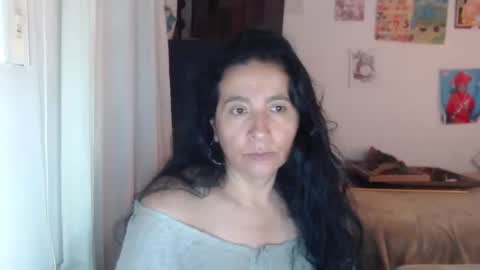 yasmin_love85 online show from 27, 10, 2025
