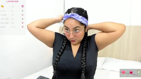 Yasmin Ortiz online show from 9, 4, 2026