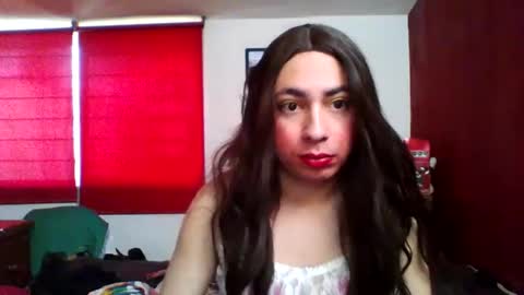 Snapshot of yasmin_paez23 chatting on 12, 12, 2024 Yasmin Paez online show from 12, 12, 2024