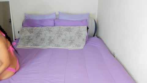 Yasmina online show from 9, 12, 2024