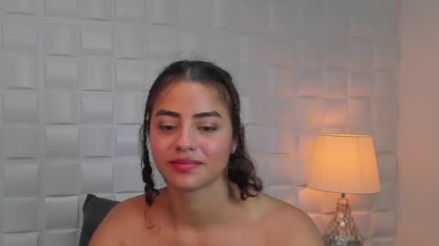 Snapshot of yaya23x chatting on 8, 3, 2025 yaya23x online show from 8, 3, 2025