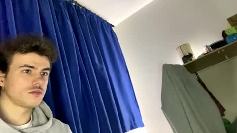 yayay333 online show from 19, 4, 2026