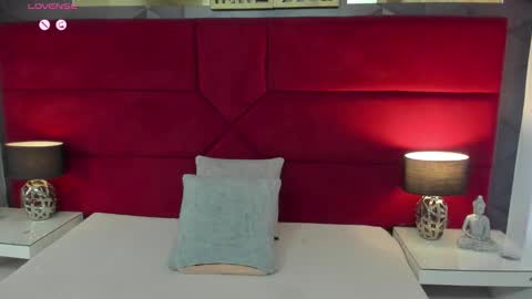 Yazmin online show from 6, 1, 2026