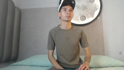 Snapshot of yefersonyoss chatting on 15, 5, 2026 Yeferson online show from 15, 5, 2026