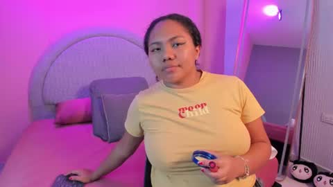 Snapshot of yeika_foxy chatting on 25, 6, 2026 yeika_foxy online show from 25, 6, 2026