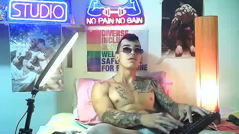 Snapshot of yeisoncastellanos1999 chatting on 26, 9, 2025 yeisoncastellanos1999 online show from 26, 9, 2025