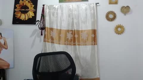 Snapshot of yemaya_28 chatting on 26, 1, 2025 Yemaya 28 online show from 26, 1, 2025