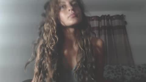 Snapshot of yemaya_28 chatting on 6, 4, 2026 Yemaya 28 online show from 6, 4, 2026