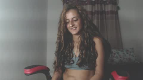 Snapshot of yemaya_28 chatting on 6, 4, 2026 Yemaya 28 online show from 6, 4, 2026