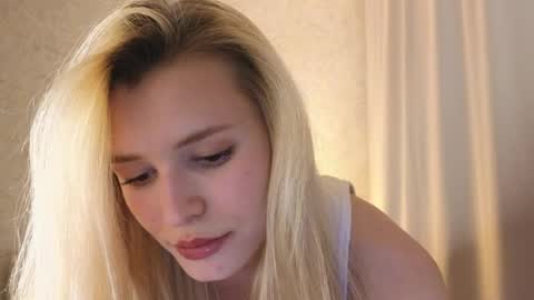 Yenna online show from 10, 4, 2026