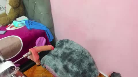 yeny_sex online show from 19, 1, 2026