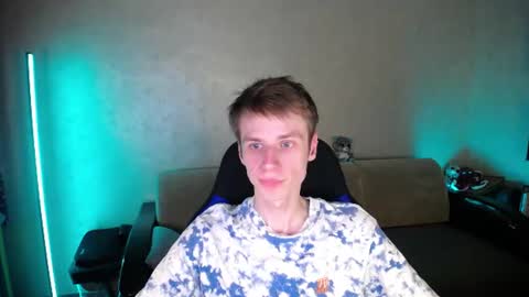 Snapshot of yes_cute_boy_ chatting on 28, 6, 2026 Eden online show from 28, 6, 2026
