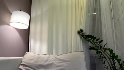 Zlata online show from 5, 10, 2025