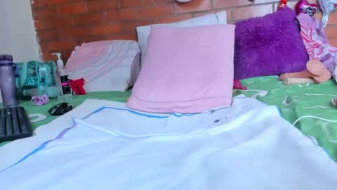 Snapshot of yesicasquirt65 chatting on 14, 2, 2026 yesicasquirt65 online show from 14, 2, 2026