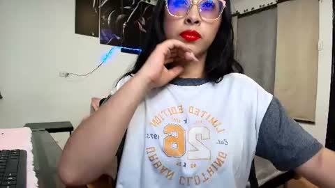 Snapshot of yesie_hot2 chatting on 12, 6, 2026 yesie_hot2 online show from 12, 6, 2026