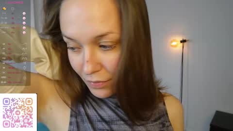 Snapshot of yess_kiki chatting on 21, 11, 2025 Kiki online show from 21, 11, 2025