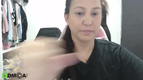 Snapshot of yessica_08 chatting on 18, 2, 2025 yessica and andres online show from 18, 2, 2025