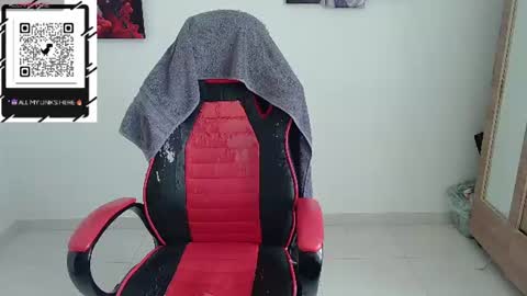 yessica_gomez01 online show from 9, 6, 2026