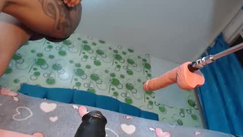 yeyecandy online show from 9, 10, 2025