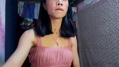 Snapshot of yhanie08 chatting on 22, 12, 2024 Sweet Yhanie online show from 22, 12, 2024
