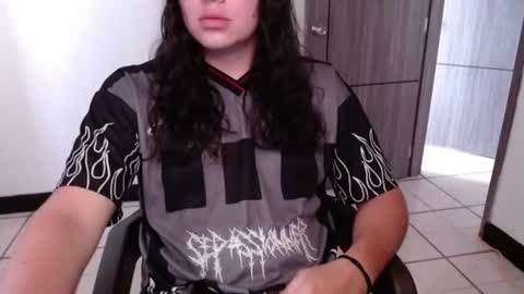 Snapshot of yigolo_ chatting on 9, 7, 2026 Gio online show from 9, 7, 2026