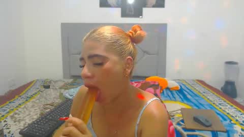 Snapshot of yinnath chatting on 1, 1, 2025 yinnath online show from 1, 1, 2025